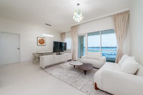 1 BR | Full Upgrade | Furnished | Vacant
