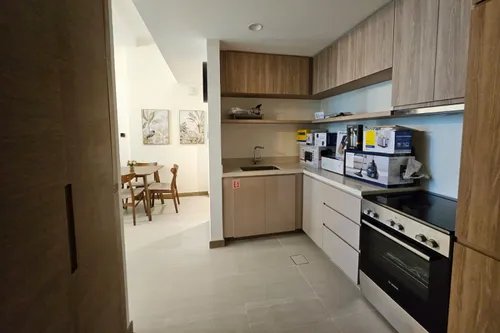 1 Bedroom Apartment in Urban Oasis