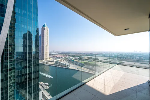 3 Bedrooms Apartment in Urban Oasis