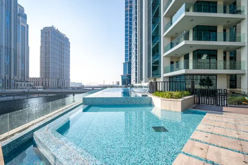 3 Bedrooms Apartment in Urban Oasis