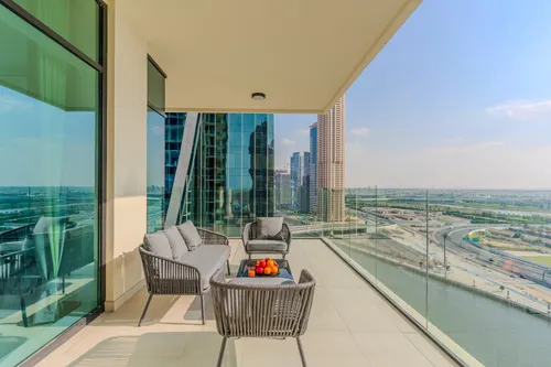 3 Bedrooms Apartment in Urban Oasis