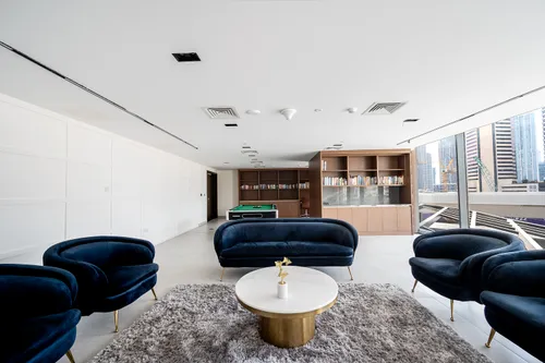 1 Bedroom Apartment in The Paragon by IGO