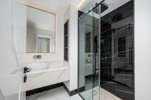 2 Bedrooms Apartment in Terraces Marasi Drive