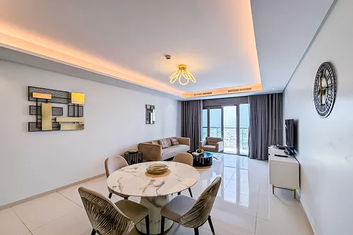 1 Bedroom Apartment in Paramount Tower Hotel & Residences