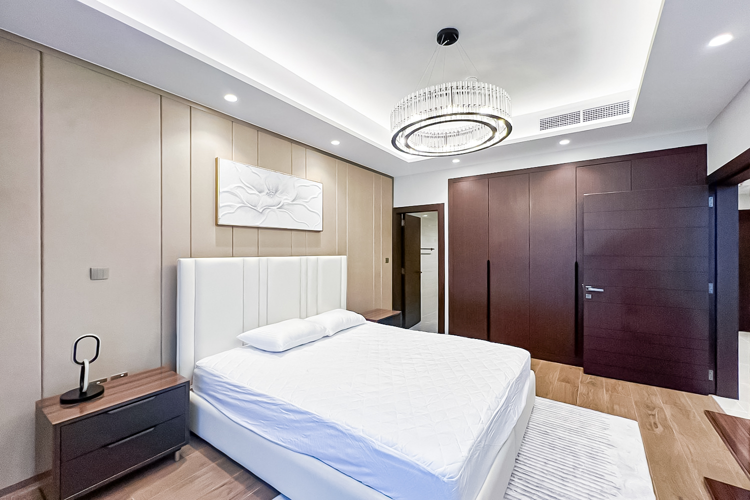 1 Bedroom Apartment in Nobles Tower