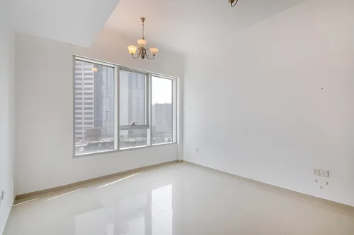 1 Bedroom Apartment in Ontario Tower