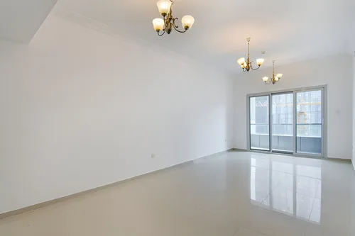 Unfurnished | One Bedroom | Bright | PRIME LOCATION