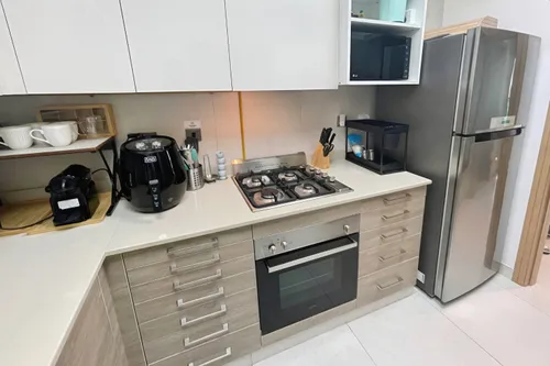 1 Bedroom Apartment in The Bay