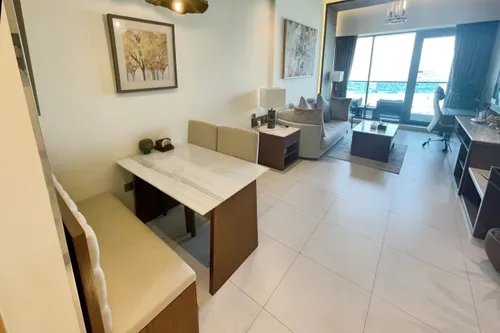 1 Bedroom Apartment in The Bay