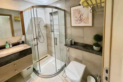 1 Bedroom Apartment in The Bay