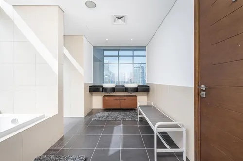 3 Bedrooms Penthouse in West Wharf