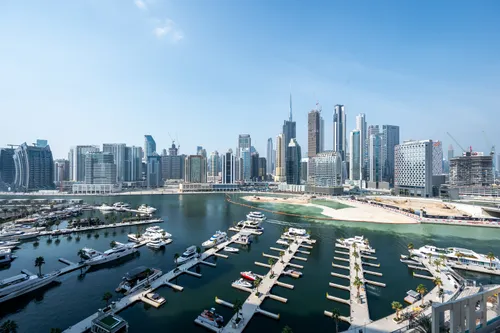 2 Bedrooms Apartment in The Residences at Business Central