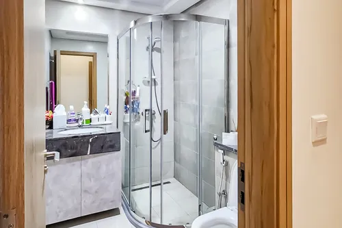2 Bedrooms Apartment in The Bay
