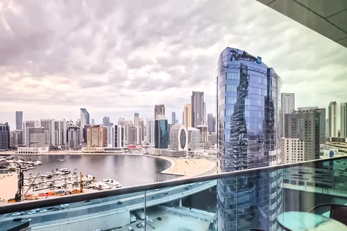 2 Bedrooms Apartment in The Bay