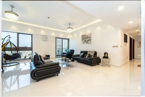 Sea View | Fully Renovated | +Laundry