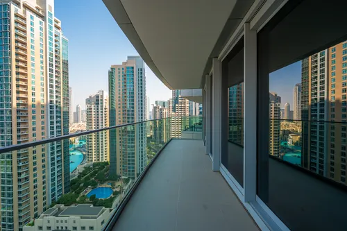 3 Bedrooms Apartment in Opera Grand