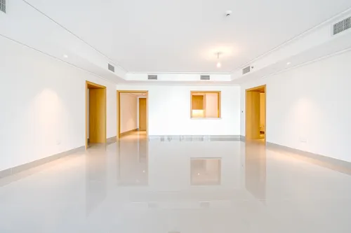 3 Bedrooms Apartment in Opera Grand