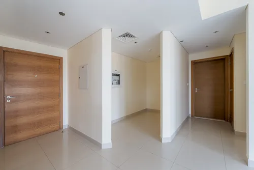 1 Bedroom Apartment in Claren Tower 1