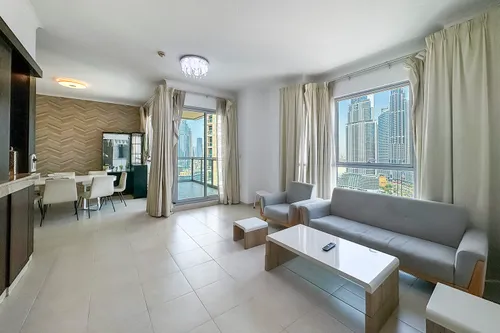 3 Bedrooms Apartment in The Residences 8
