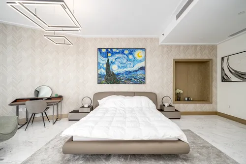 5 Bedrooms Apartment in Opera Grand