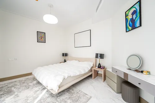 5 Bedrooms Apartment in Opera Grand