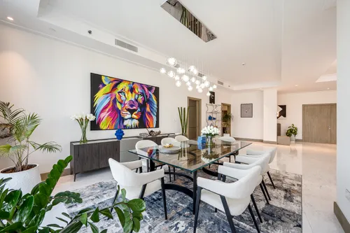 5 Bedrooms Apartment in Opera Grand