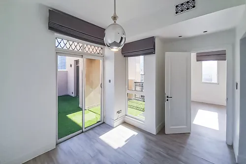 2 Bedrooms Apartment in Reehan 3
