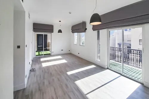 2 Bedrooms Apartment in Reehan 3