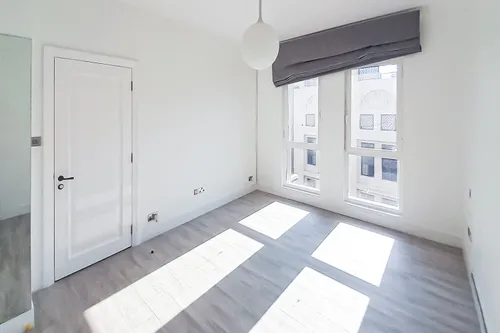 2 Bedrooms Apartment in Reehan 3