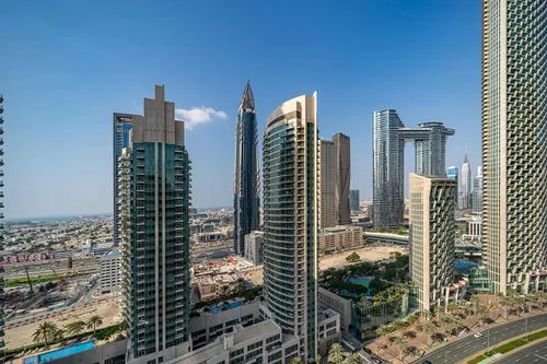 2 Bedrooms Apartment in Standpoint Tower 1