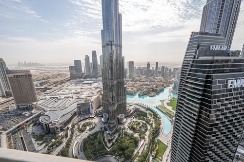 3 Bedrooms Apartment in Burj Vista Tower 1