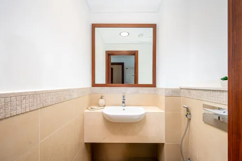 3 Bedrooms Apartment in Burj Vista Tower 1