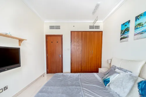 1 Bedroom Apartment in 8 Boulevard Walk