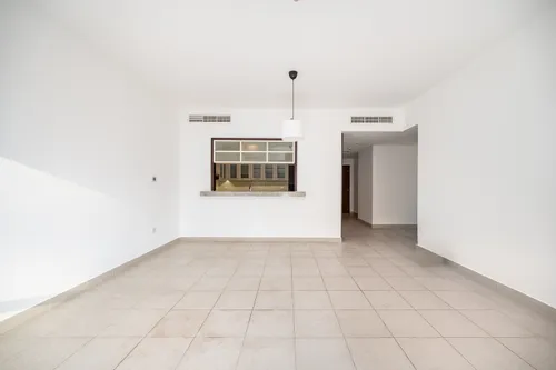 2 Bedrooms Apartment in Boulevard Central Tower 2