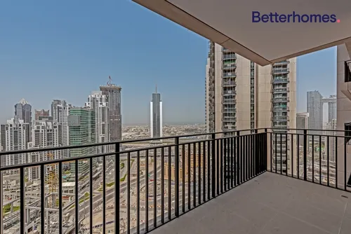 2 Bedrooms Apartment in Boulevard Crescent Tower 1