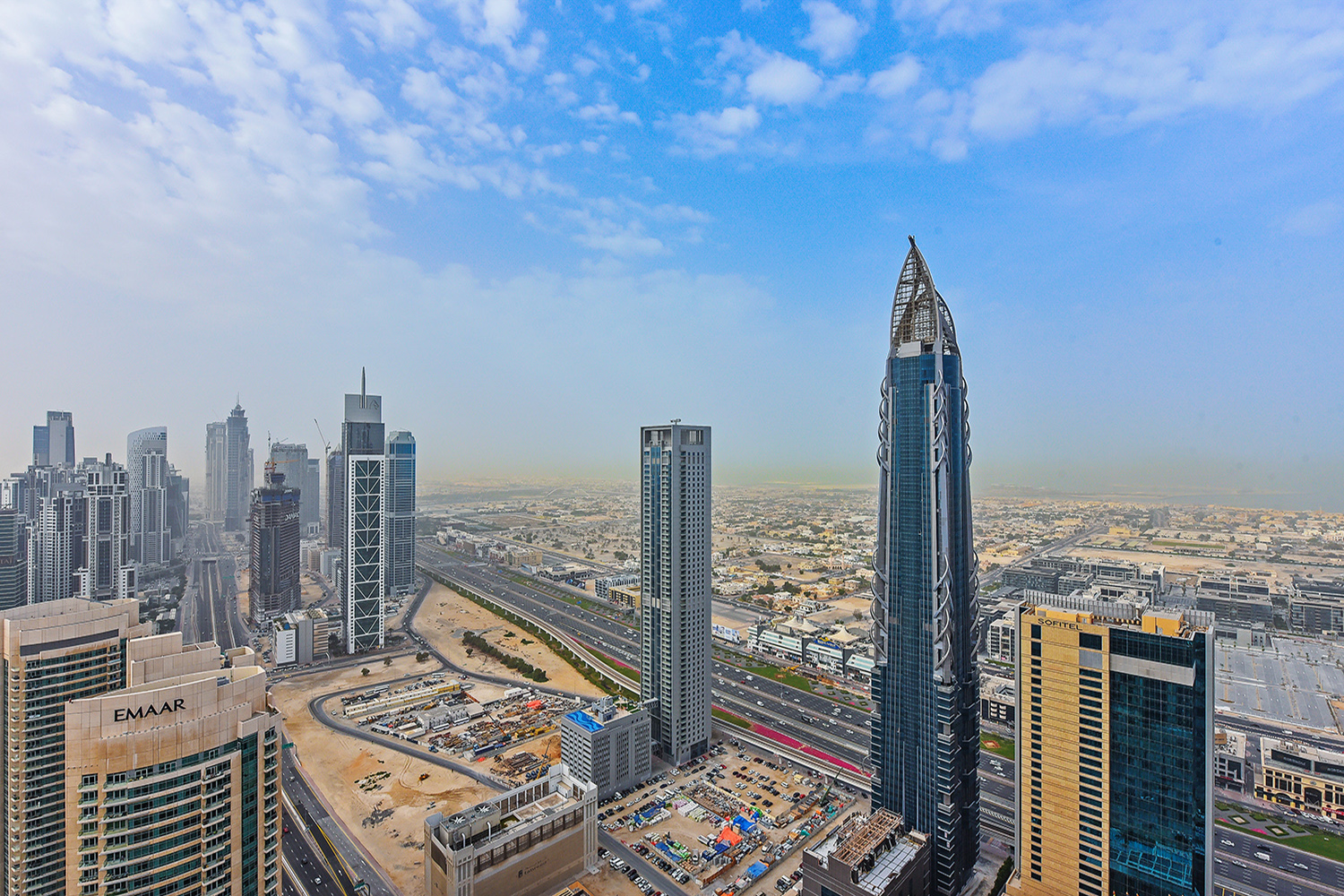 2 Bedrooms Apartment in Burj Vista Tower 1