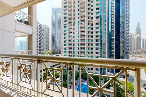 2 Bedrooms Apartment in 29 Burj Boulevard Tower 2