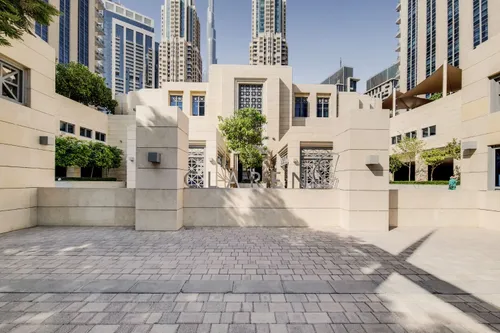 1 Bedroom Apartment in Claren Tower 1