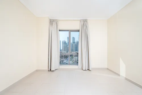 3 Bedrooms Apartment in South Ridge 5