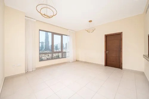 3 Bedrooms Apartment in South Ridge 5