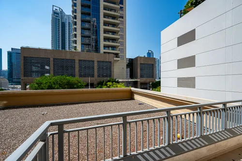 1 Bedroom Apartment in Claren Tower 2