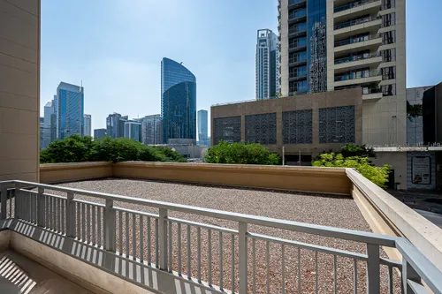 1 Bedroom Apartment in Claren Tower 2