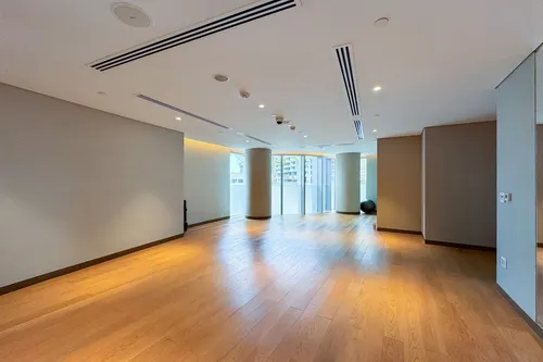 3 Bedrooms Apartment in Opera Grand