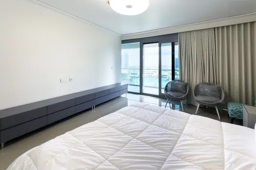 3 Bedrooms Apartment in Opera Grand