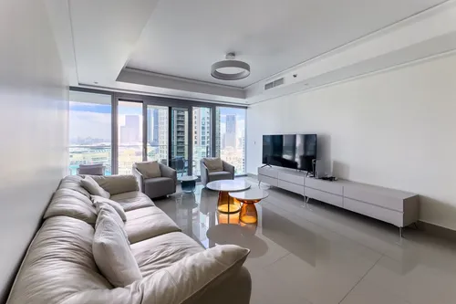 3 Bedrooms Apartment in Opera Grand