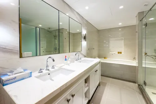 3 Bedrooms Apartment in Opera Grand