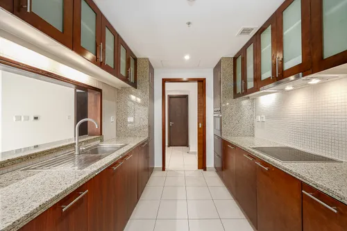 1 Bedroom Apartment in South Ridge 3