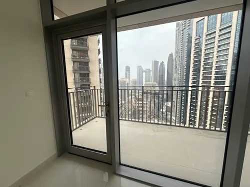 2 Bedrooms Apartment in Boulevard Crescent Tower 1