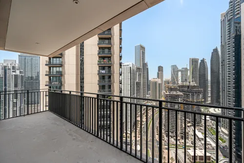 2 Bedrooms Apartment in Boulevard Crescent Tower 1