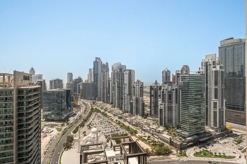 2 Bedrooms Apartment in Boulevard Crescent Tower 1